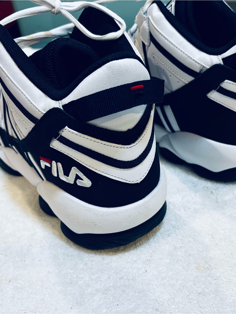 Brand New Sneakers By FILA - Size 16 - Box 85 - Picture 6 of 8